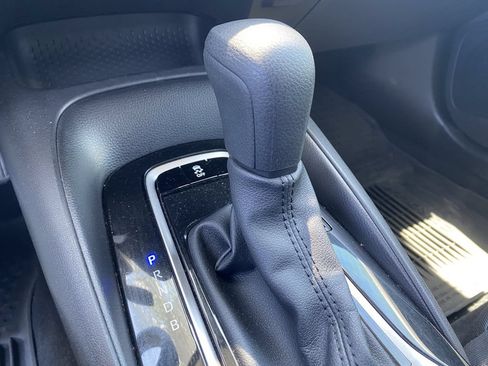 Certified 2025 Toyota Corolla LE FWD image 13