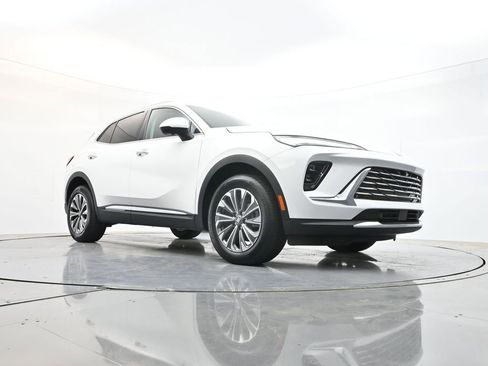 Used 2024 Buick Envision Preferred AWD/4WD image 32