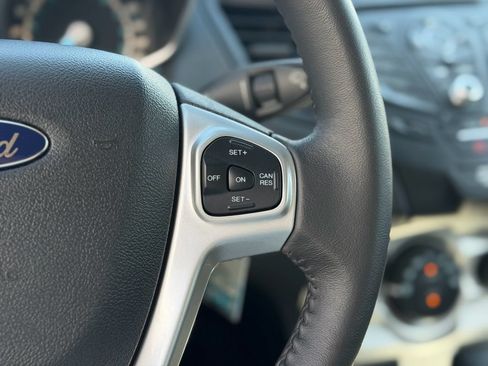 Used 2016 Ford Fiesta SE FWD image 13