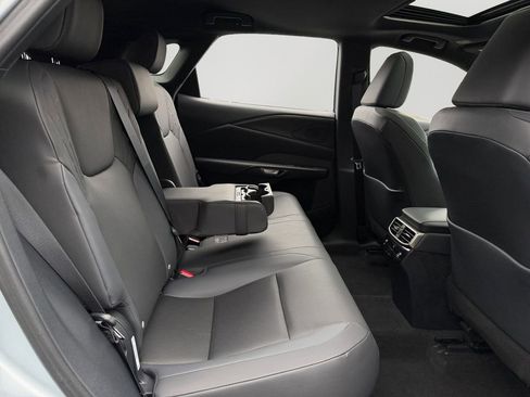 Used 2024 Lexus RX 350 Premium w/ Accessory Package (Z1) image 9