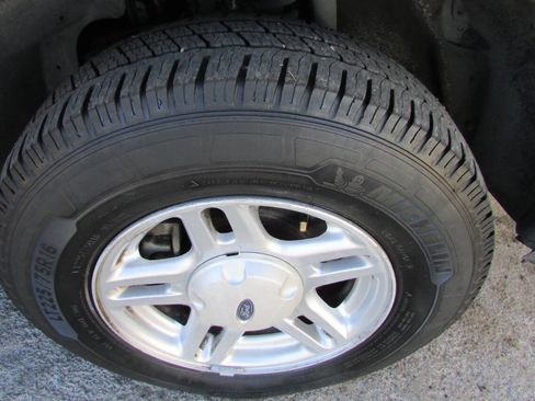 Used 2003 Ford Explorer Sport XLS image 11