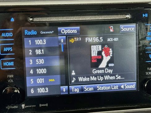 Used 2018 Toyota Corolla XSE FWD image 33