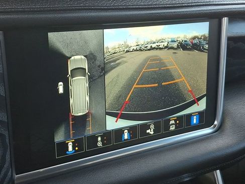 Used 2022 GMC Yukon Denali image 23