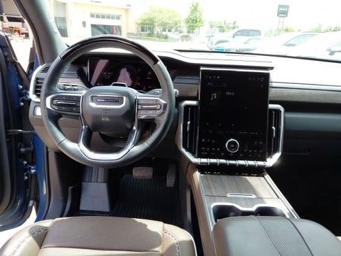 Used 2026 GMC Acadia Denali Ultimate AWD/4WD image 26
