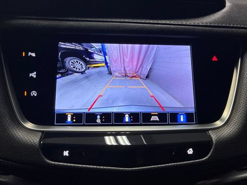 Used 2024 Cadillac XT5 Premium Luxury w/ Technology Package AWD/4WD image 23