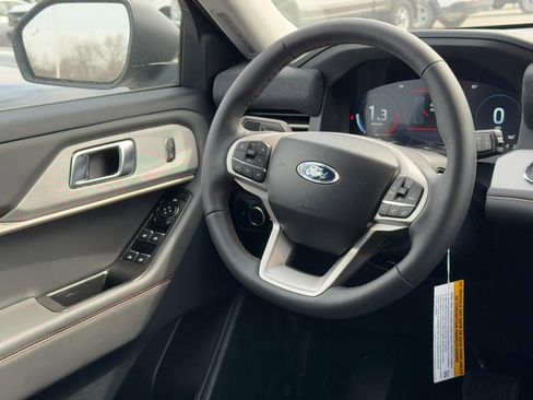 New 2026 Ford Explorer Active image 8