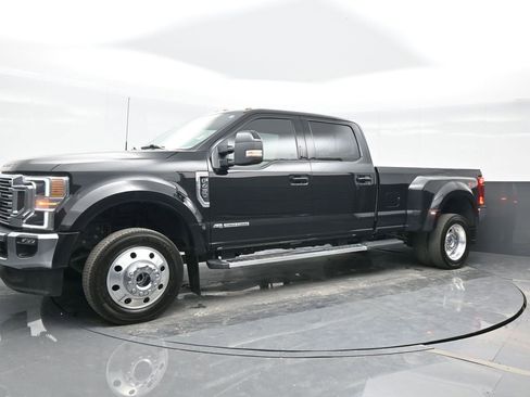 Used 2022 Ford F450 Lariat w/ FX4 Off-Road Package image 2