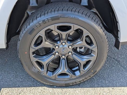 Used 2022 RAM 1500 Limited w/ Night Edition AWD/4WD image 21