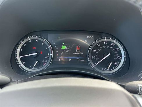 Used 2020 Toyota Highlander XLE AWD/4WD image 38