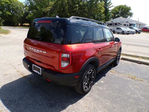 Used 2024 Ford Bronco Sport Outer Banks w/ Tech Package image 3