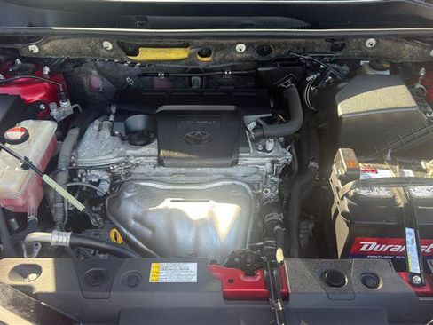 Used 2016 Toyota RAV4 LE FWD image 7