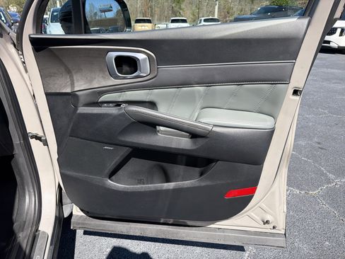Used 2024 Kia Sorento SX Prestige w/ Sage Leather Package image 12