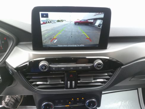 Used 2025 Ford Escape Active AWD/4WD image 27