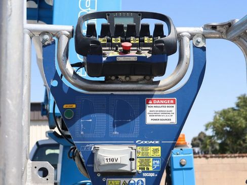 Used 2019 Ford F650 2WD Regular Cab Super Duty image 14