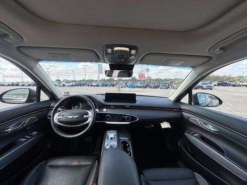 Used 2023 Genesis GV70 2.5T w/ Advanced Package AWD/4WD image 3