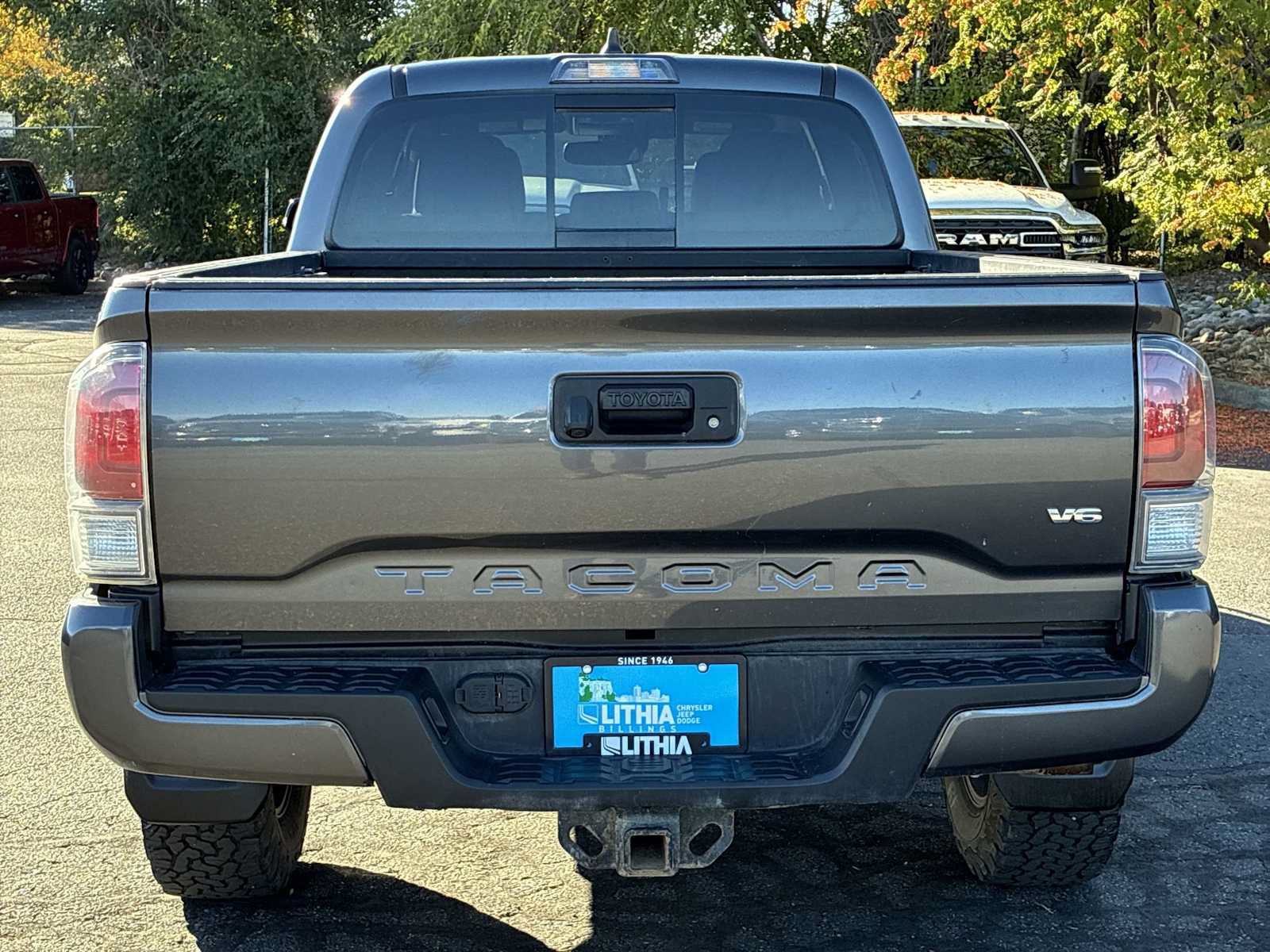 Used 2020 Toyota Tacoma TRD Sport AWD/4WD image 19
