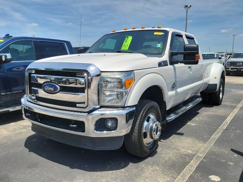 Used 2015 Ford F350 Lariat AWD/4WD image 3