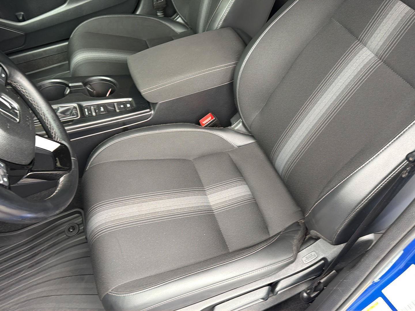 Used 2023 Honda Civic Sport image 28