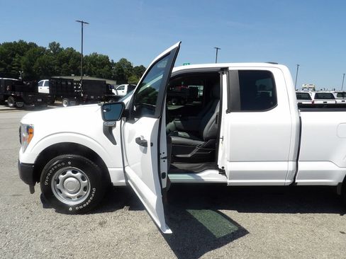 Used 2021 Ford F150 XL w/ Equipment Group 101A High RWD image 13