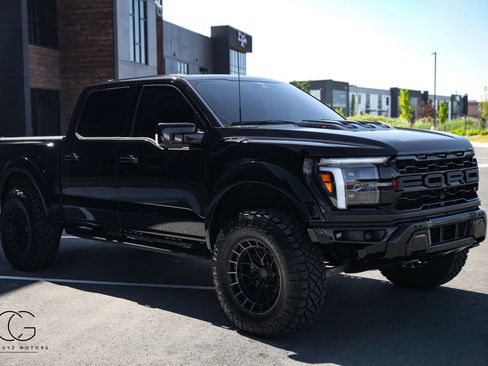 Used 2024 Ford F150 Raptor w/ Equipment Group 803A Raptor R AWD/4WD image 21