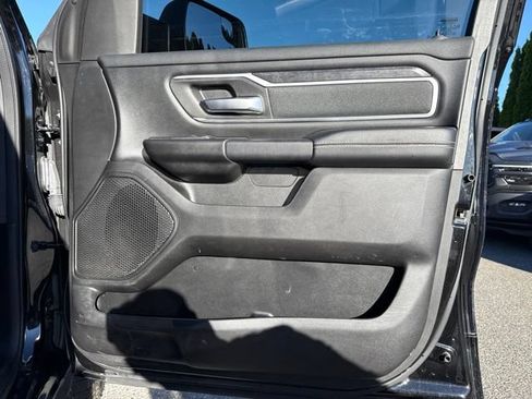 Used 2022 RAM 1500 Big Horn AWD/4WD image 12