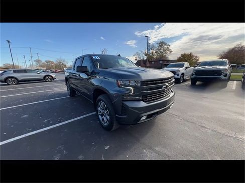 Certified 2021 Chevrolet Silverado 1500 RST image 2