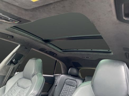 Used 2022 Audi RS Q8 4.0T w/ Carbon Optic Package image 7