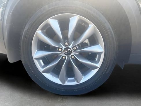 Used 2021 INFINITI QX50 Luxe w/ Cargo Package AWD/4WD image 33