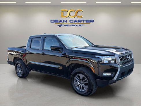 Used 2025 Nissan Frontier SV w/ SV Convenience Package image 7