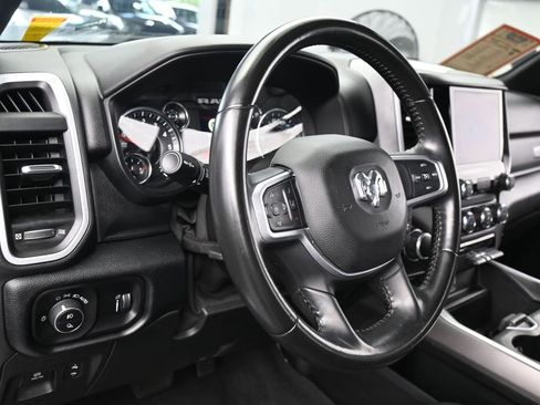 Used 2021 RAM 1500 Big Horn RWD image 14