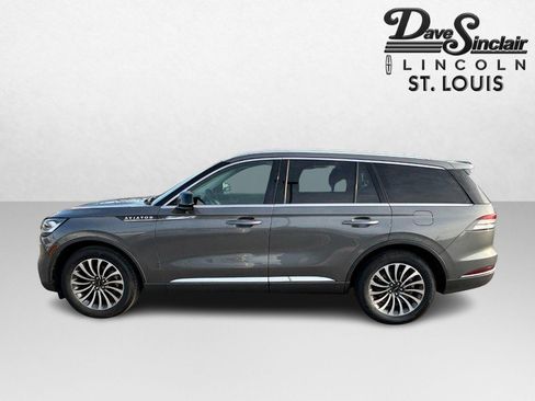Used 2023 Lincoln Aviator Reserve AWD/4WD image 6
