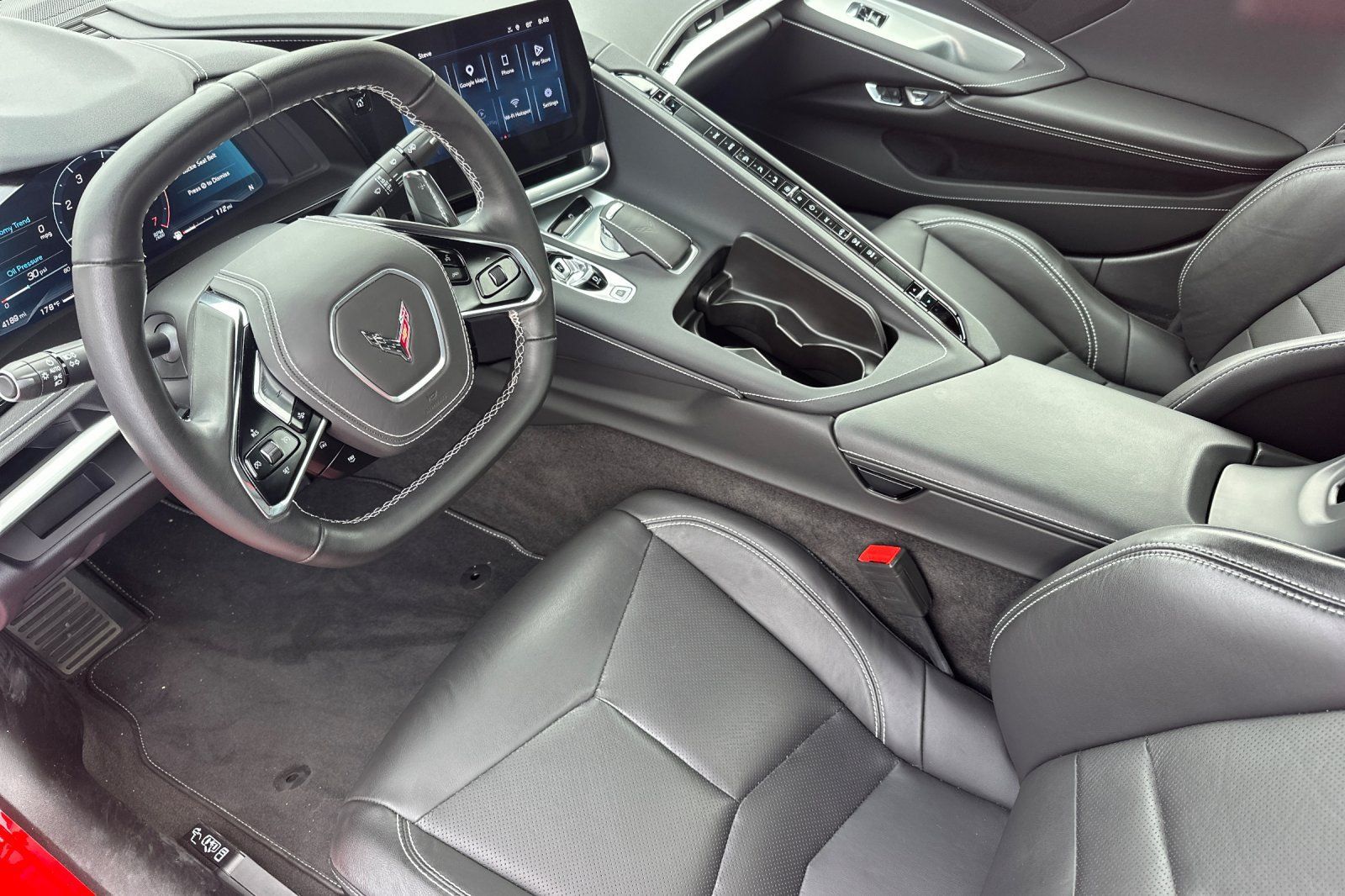 Used 2025 Chevrolet Corvette Stingray Convertible w/ Z51 Performance Package RWD image 10