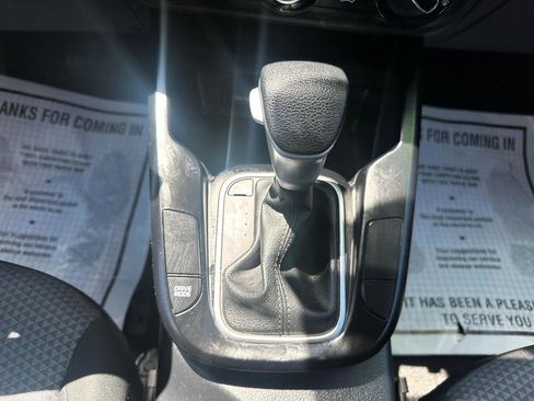 Used 2023 Kia Soul LX w/ Option Group 015 FWD image 16