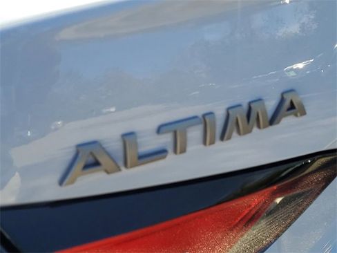New 2025 Nissan Altima 2.5 SR w/ SR Premium Package image 30