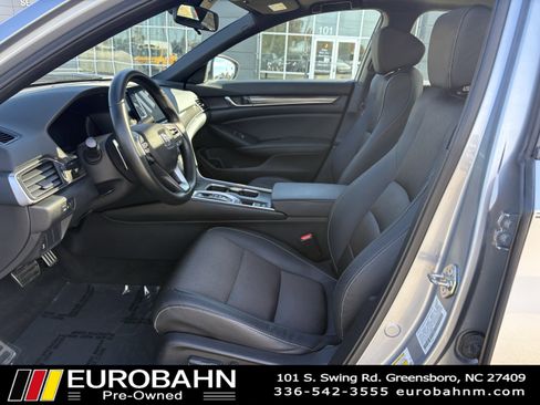 Used 2020 Honda Accord Sport image 7