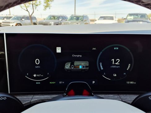 Used 2025 Hyundai Santa Fe Calligraphy FWD image 25