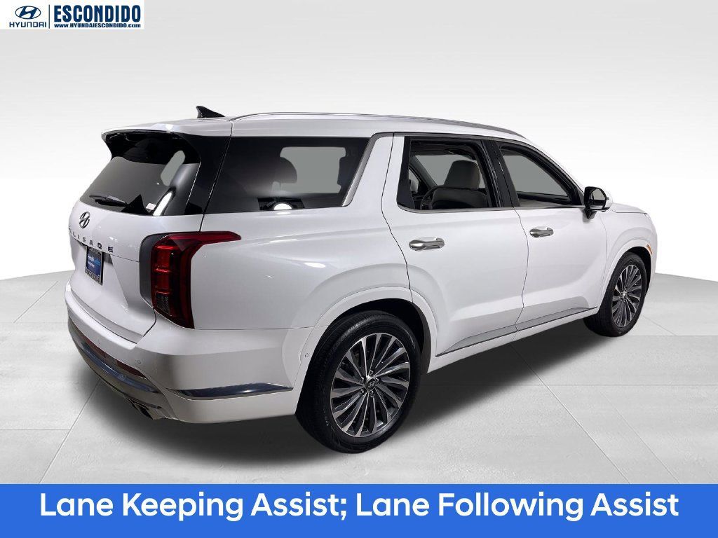 Certified 2024 Hyundai Palisade Calligraphy FWD image 6