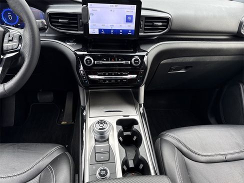 Used 2022 Ford Explorer ST w/ Equipment Group 401A image 12