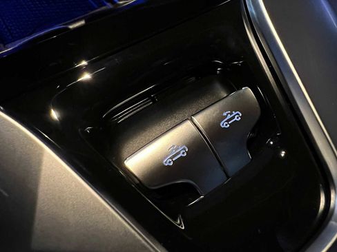 New 2026 Mercedes-Benz SL 55 AMG 4MATIC image 33