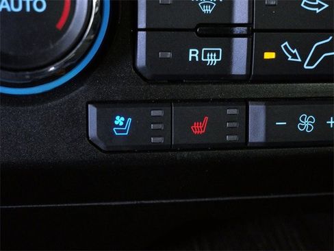 Certified 2021 Ford F350 Lariat w/ Lariat Value Package image 24