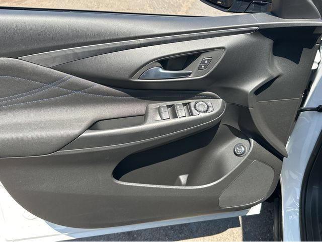 New 2026 Buick Envista Sport Touring w/ Convenience I Package FWD image 5
