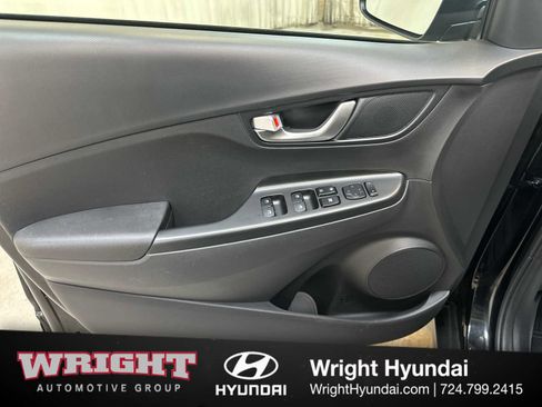 Certified 2023 Hyundai Kona SEL w/ Convenience Package image 9