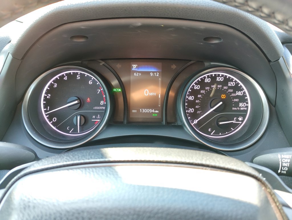 Used 2024 Toyota Camry SE FWD image 17