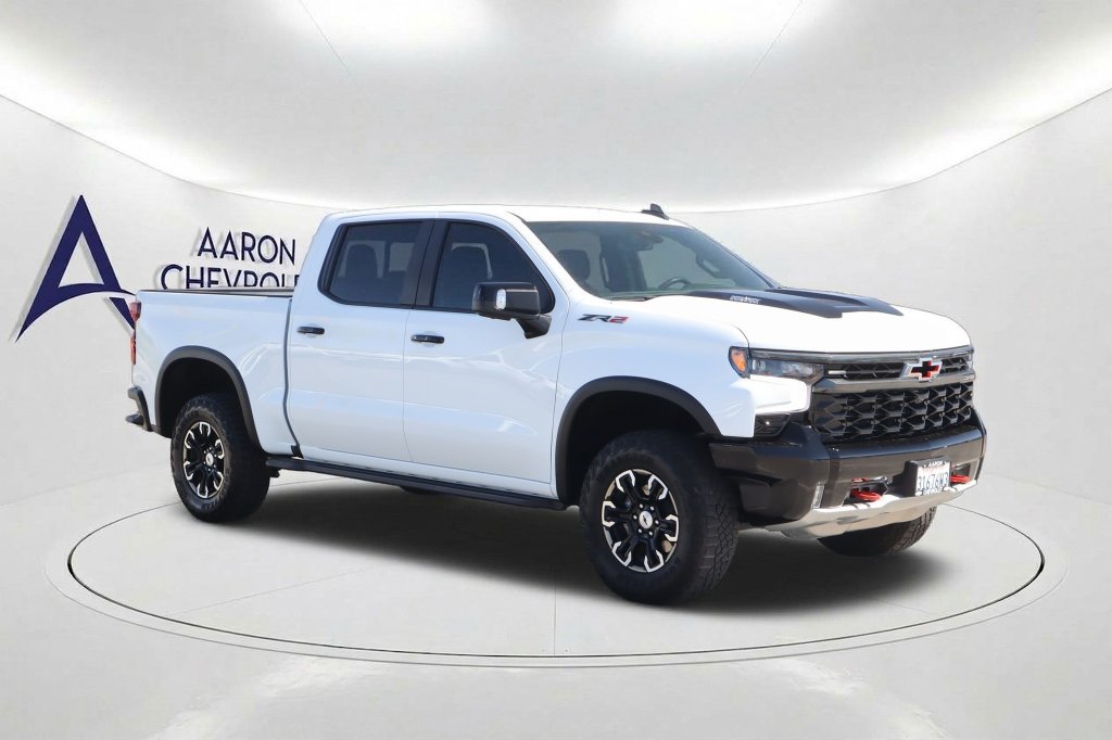 Used 2024 Chevrolet Silverado 1500 ZR2 AWD/4WD image 3