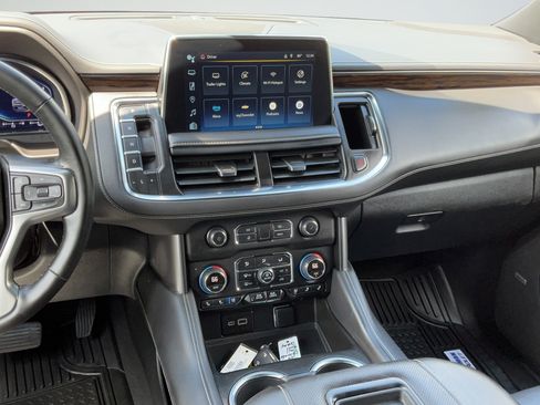 Used 2024 Chevrolet Tahoe Premier RWD image 16