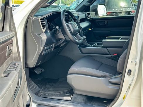 New 2026 Toyota Tundra SR image 10