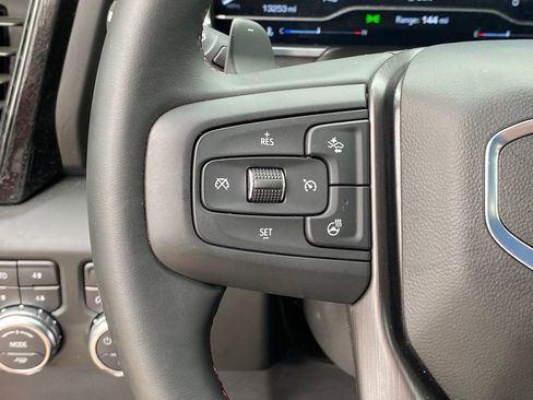 Used 2025 GMC Sierra 1500 AT4X image 23