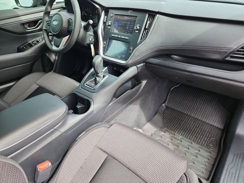 Used 2025 Subaru Outback image 14