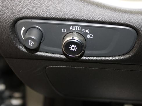 Used 2024 Chevrolet Malibu LT FWD image 32