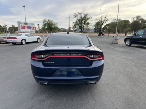 Used 2015 Dodge Charger SXT image 4